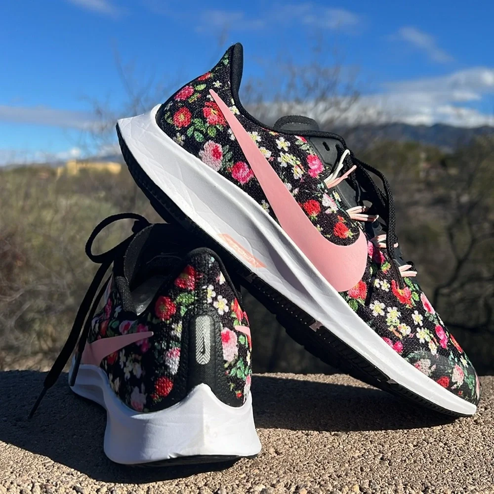 Nike Women's Floral Black Pink Running Sneakers - Picture 6 of 16